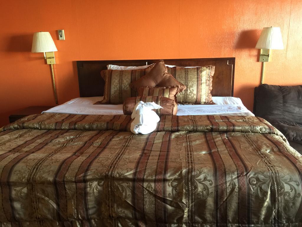 Americas Best Value Inn & Suites Macon At Sunset Dr Rom bilde